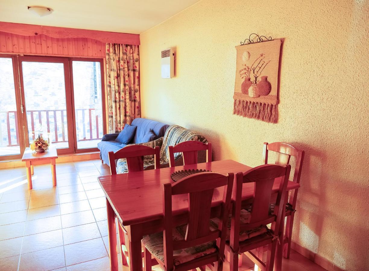 Kione Calgary Apartment Pas De La Casa Ngoại thất bức ảnh